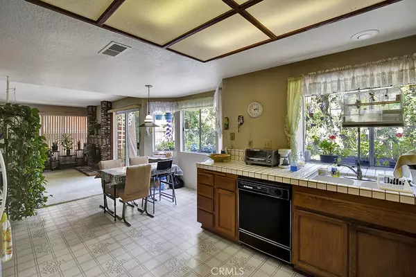 Irvine, CA 92614,11 Bayside