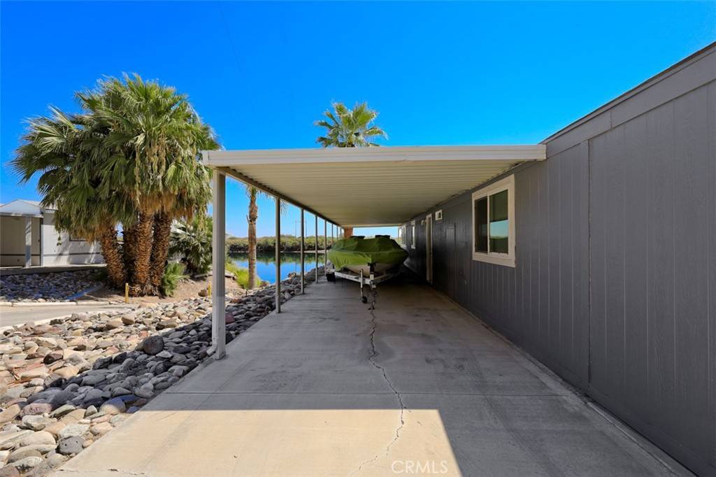 40 Sherwood CT, Big River, CA 92242