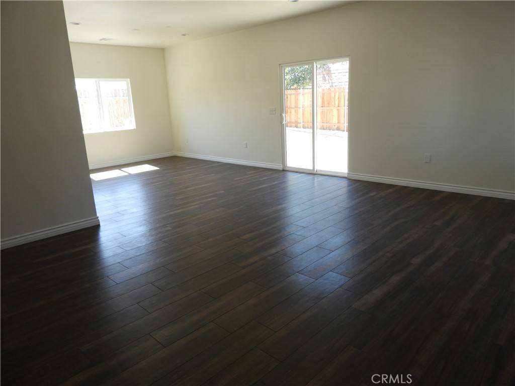 Hemet, CA 92544,42093 Levi CT