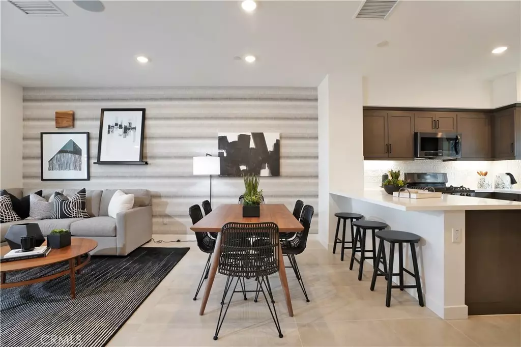 Anaheim, CA 92801,267 N Magnolia #5