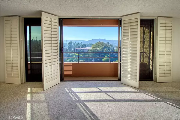 24055 Paseo Del Lago #1255, Laguna Woods, CA 92637