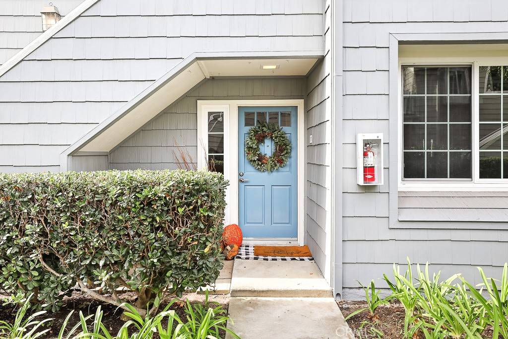 7362 Yellowtail DR #101, Huntington Beach, CA 92648