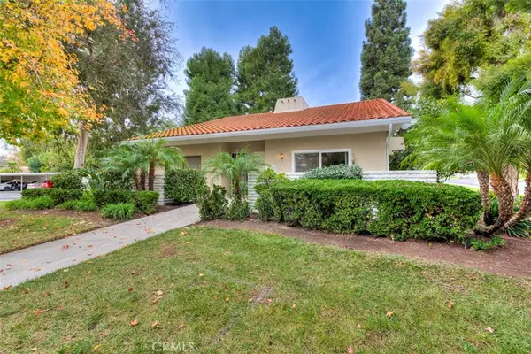 916 Avenida Majorca #B, Laguna Woods, CA 92637