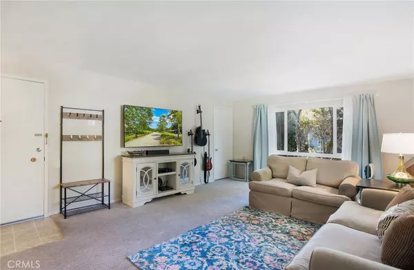 Laguna Woods, CA 92653,184 Avenida Majorca #N