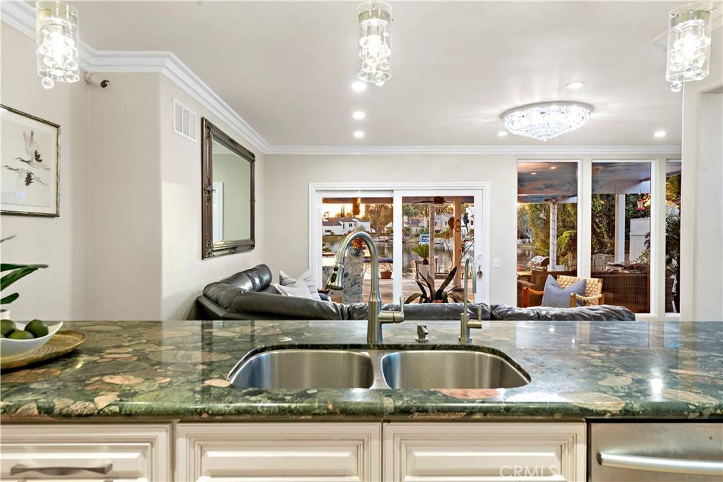 Lake Forest, CA 92630,22471 Overlake DR