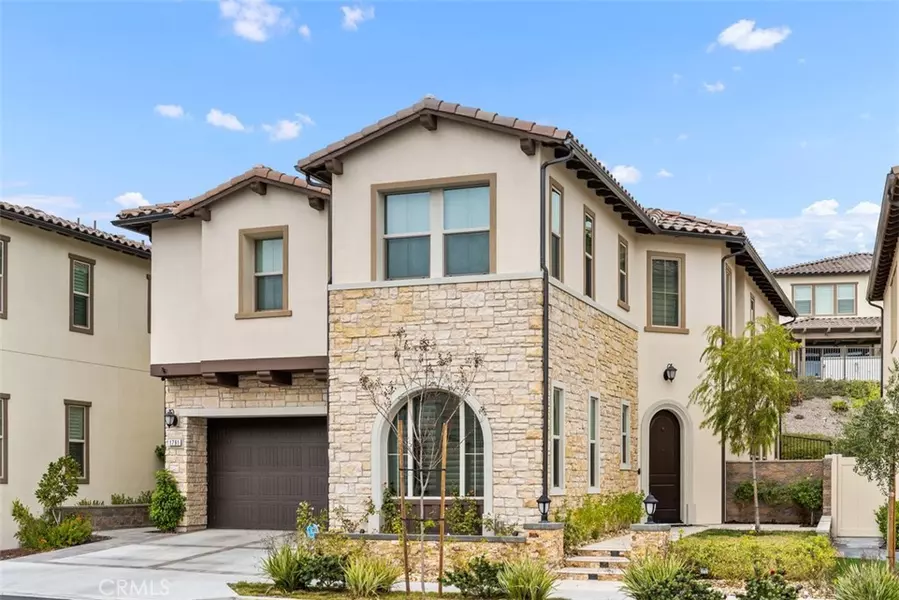 1791 Canyon Oaks LN, Lake Forest, CA 92610