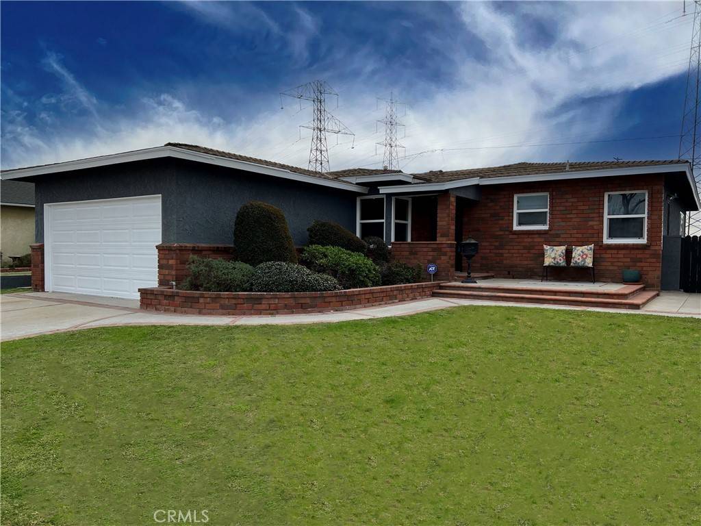 6328 Cardale ST, Lakewood, CA 90713