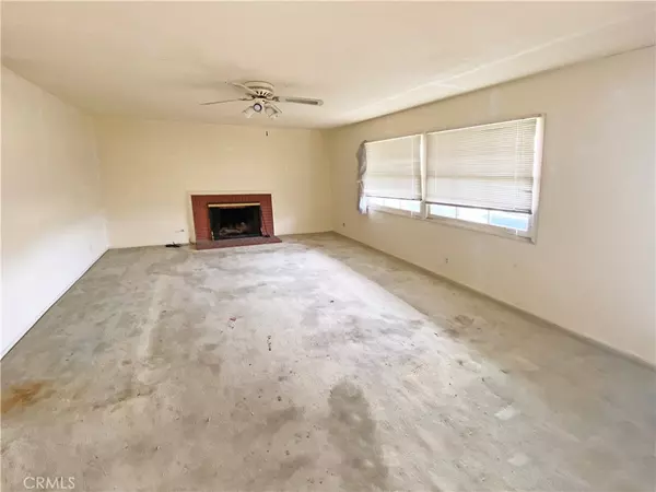8472 Valencia Drive, Huntington Beach, CA 92647