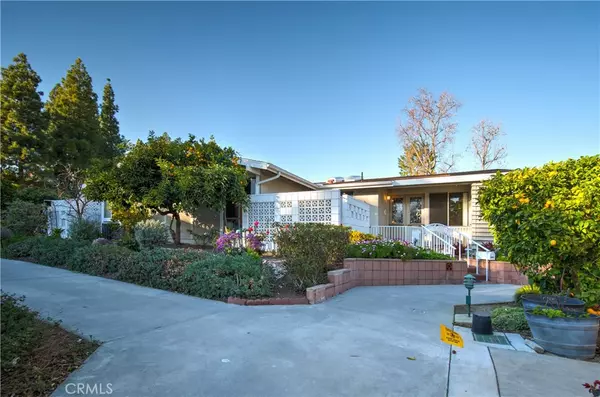 501 Avenida Sevilla #E, Laguna Woods, CA 92637