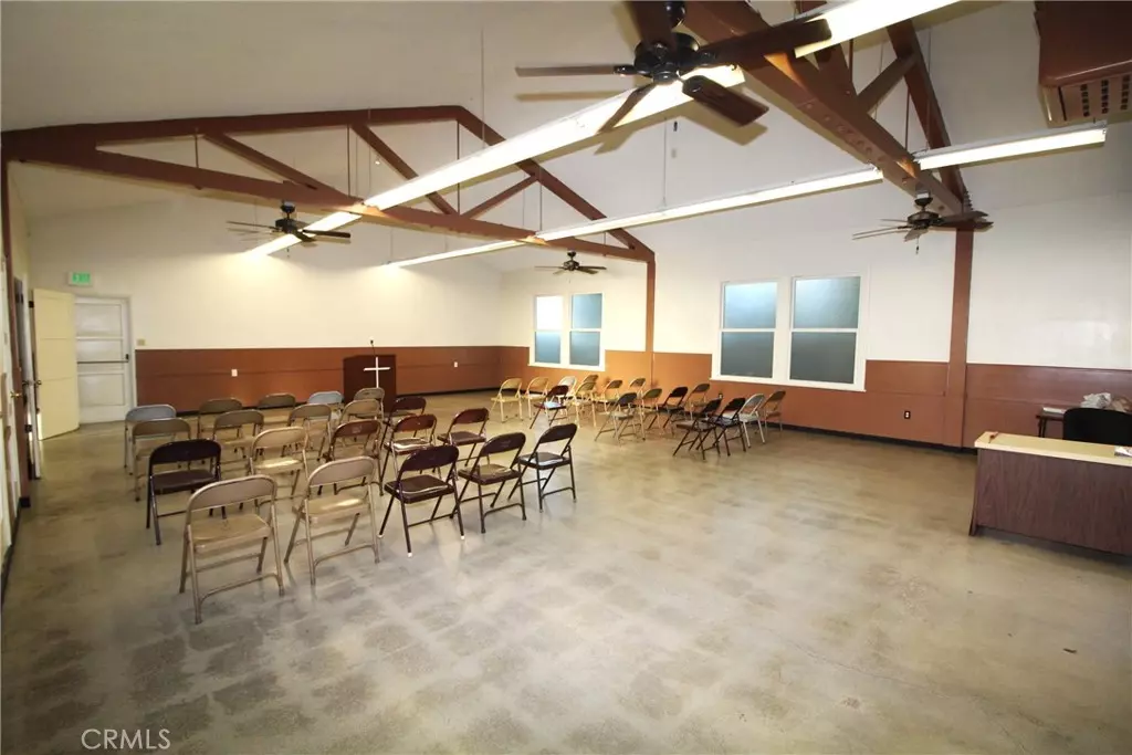 Long Beach, CA 90805,1215 E 59th ST