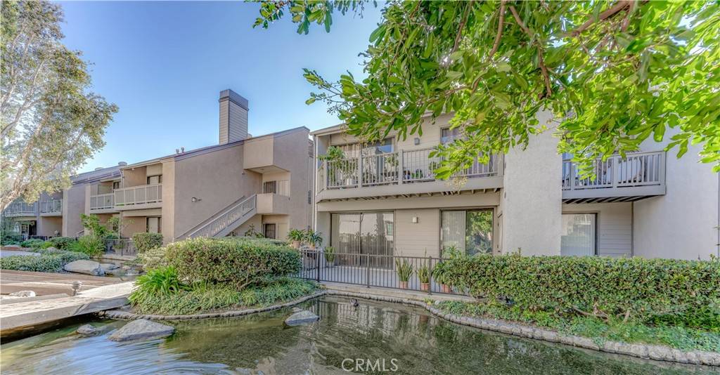 10571 Lakeside DR S #G, Garden Grove, CA 92840