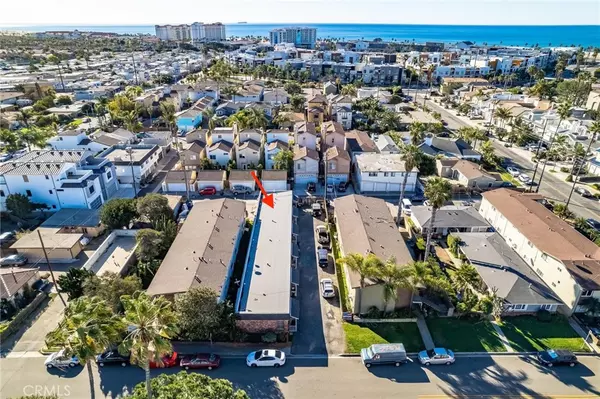 Huntington Beach, CA 92648,212 Chicago AVE