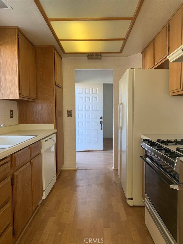 933 Windrose ST, Hemet, CA 92545