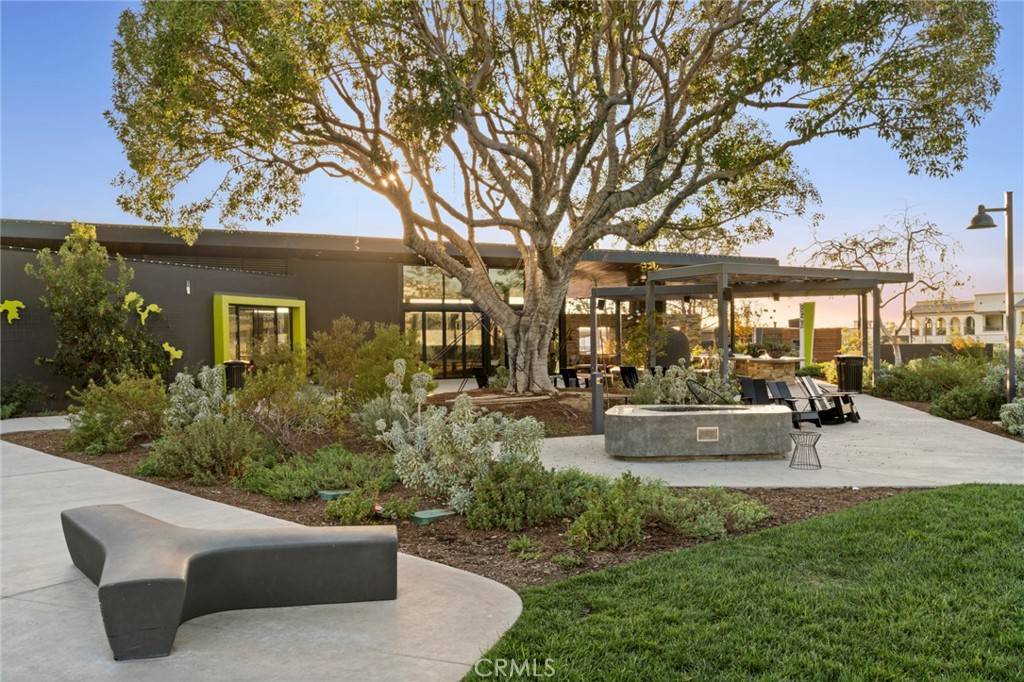 Irvine, CA 92618,171 Stellar