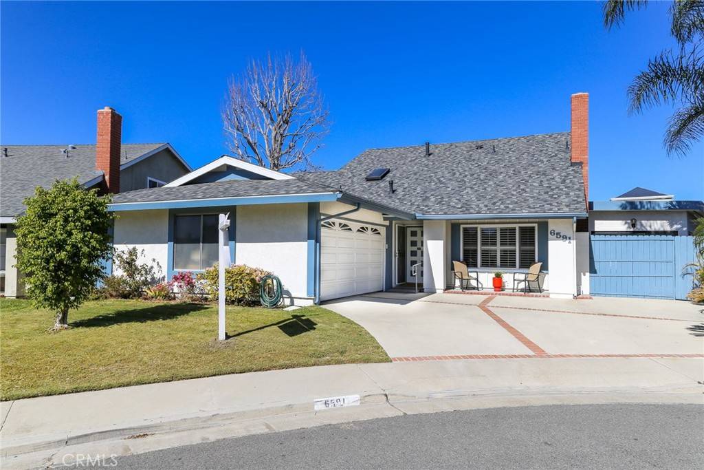 6591 Rennrick CIR, Huntington Beach, CA 92647