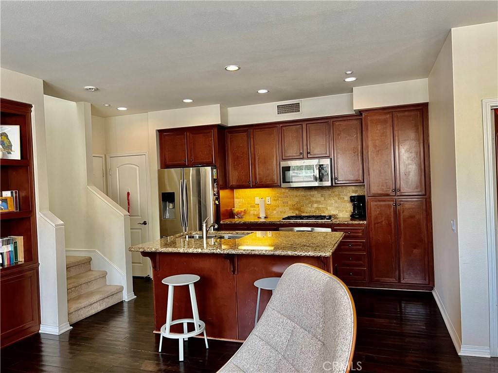 Aliso Viejo, CA 92656,36 Playa CIR