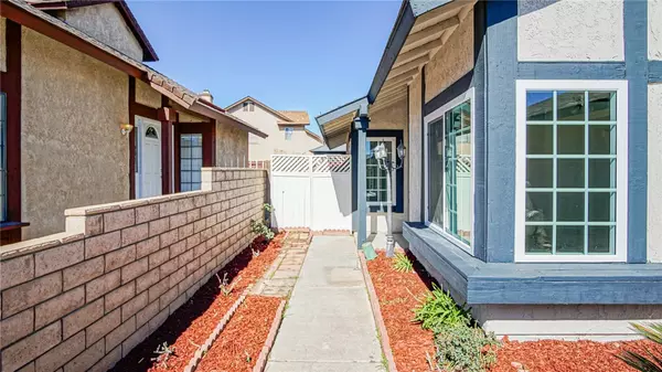 Victorville, CA 92392,13788 Angeles DR