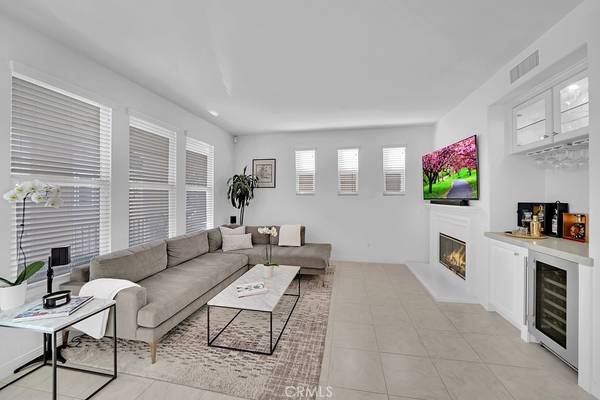 Irvine, CA 92603,221 Tall Oak