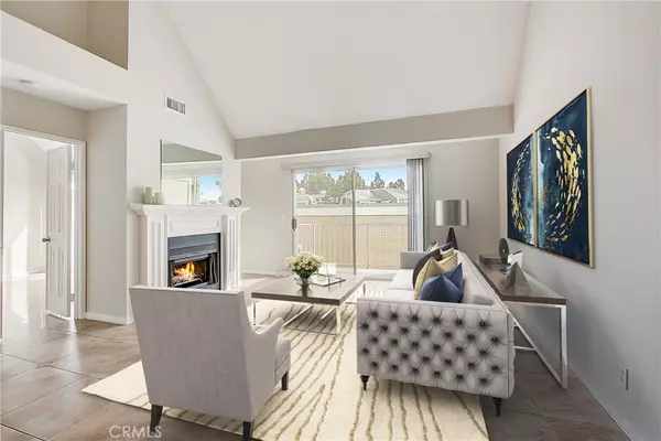 Costa Mesa, CA 92626,810 Baker ST #14