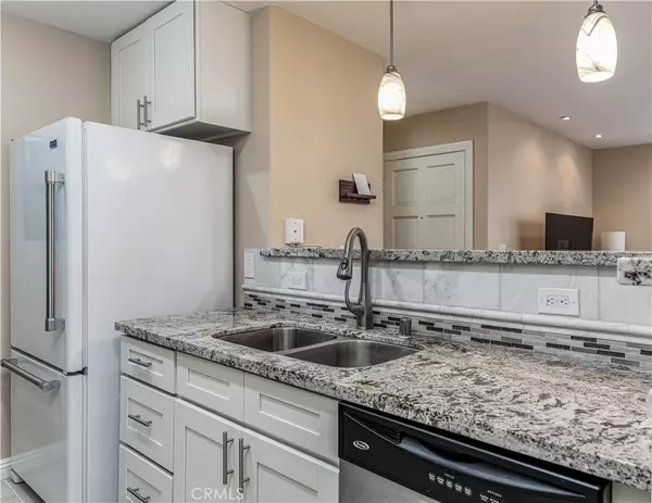 Santa Ana, CA 92704,2511 W Sunflower AVE #N1