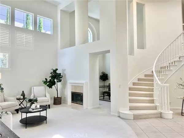Lake Forest, CA 92610,23 Santa Maria
