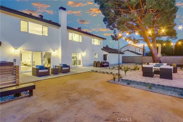 North Tustin, CA 92705,1142 Huntridge RD