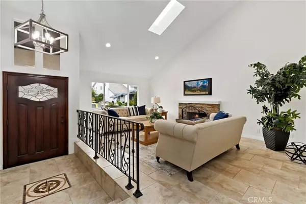 Huntington Beach, CA 92647,15381 Cottonwood CIR