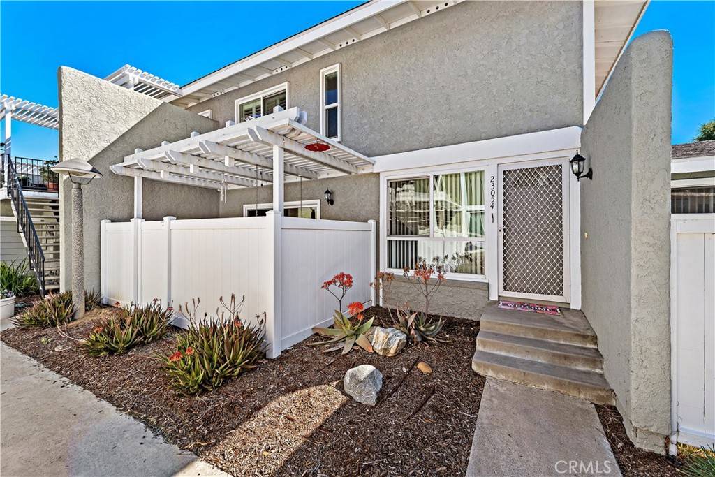 Mission Viejo, CA 92691,23054 Via Cereza #E3