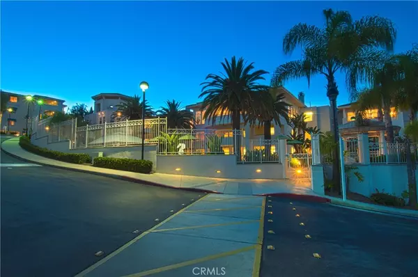 Dana Point, CA 92629,25442 Sea Bluffs DR #105