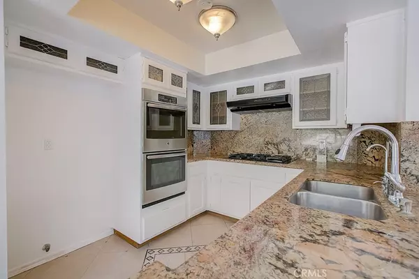 Upland, CA 91784,1527 Grandview ST