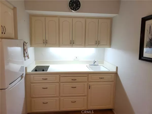 Laguna Woods, CA 92637,24055 Paseo Del Lago #410