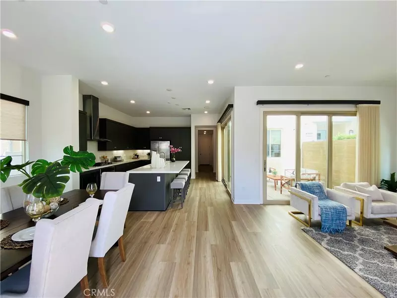 105 Terrapin, Irvine, CA 92618