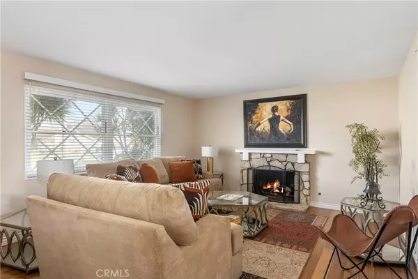 Huntington Beach, CA 92649,16261 Hawaii LN