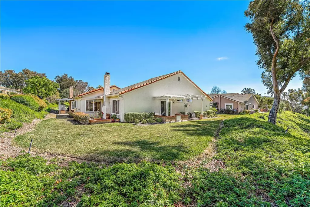 Mission Viejo, CA 92692,24085 SILVESTRE