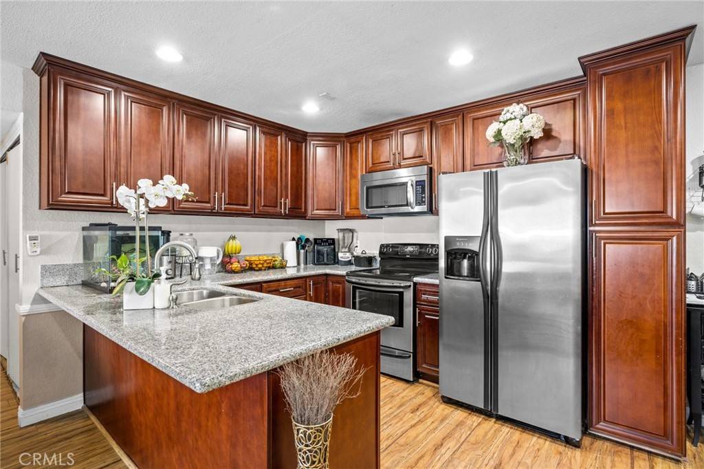 Lake Forest, CA 92630,21951 Rimhurst DR #K