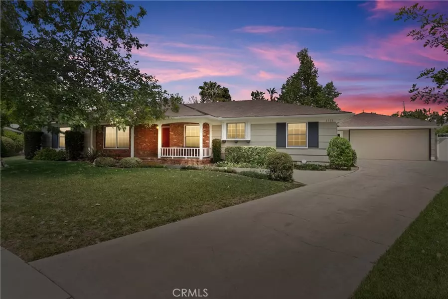2535 Poinsettia ST, Santa Ana, CA 92706
