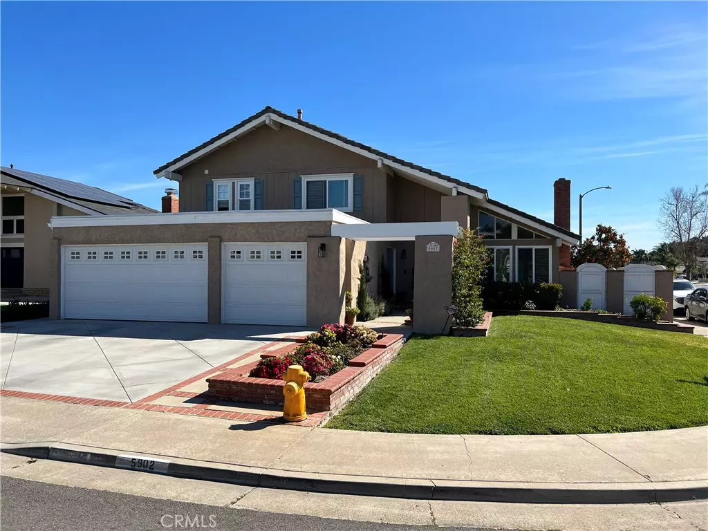 Huntington Beach, CA 92649,5902 Langport CIR