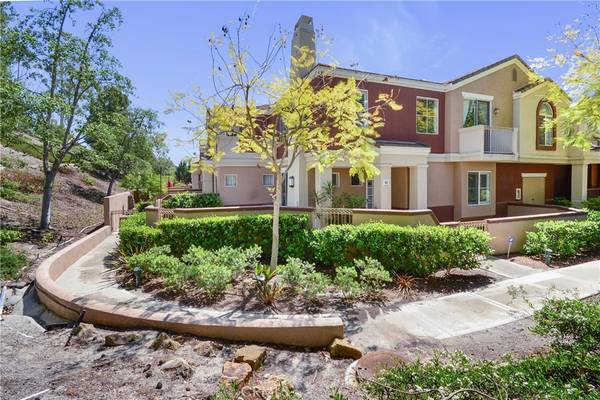 10 Santa Barbara CT, Lake Forest, CA 92610