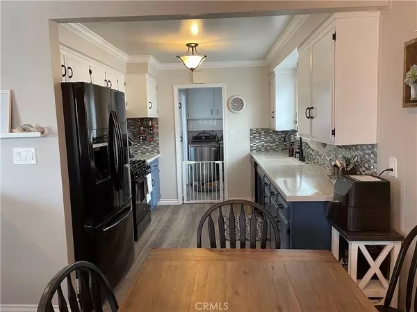 Huntington Beach, CA 92648,7662 Quebec DR