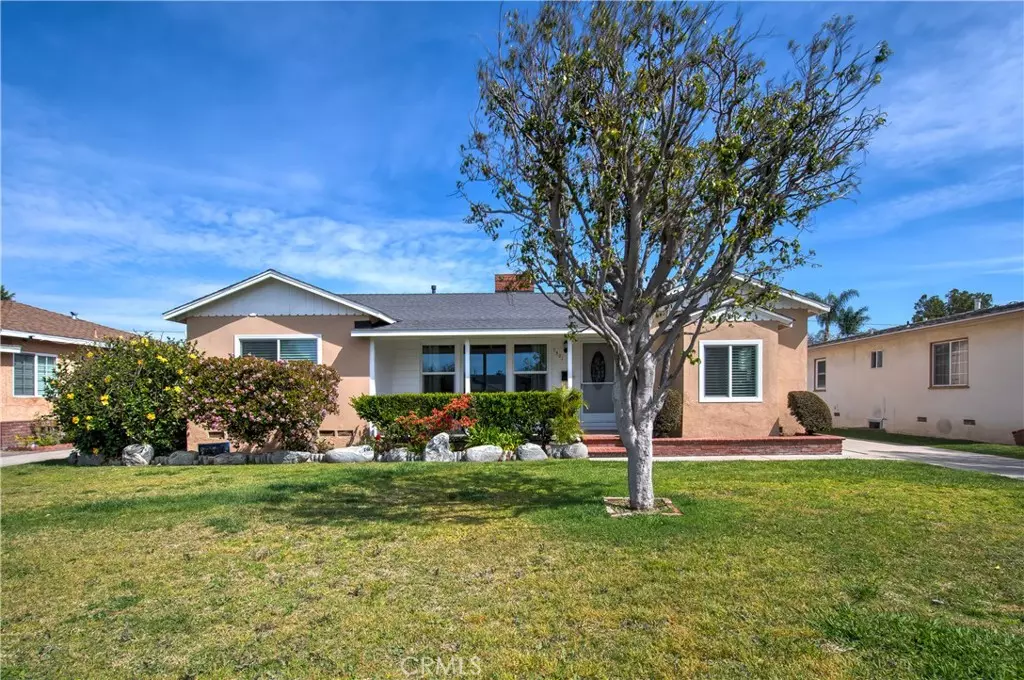 Downey, CA 90241,7521 Brookmill RD