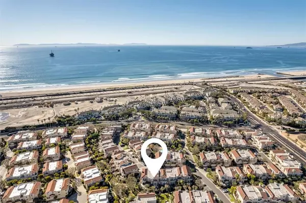 19311 Firestone CIR, Huntington Beach, CA 92648