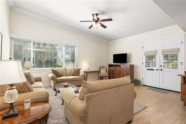 Laguna Woods, CA 92637,83 Calle Aragon #D