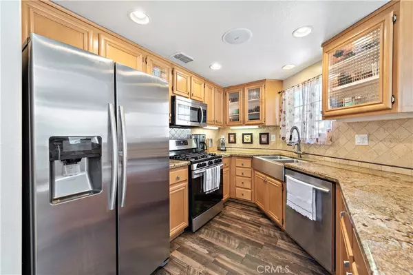 Rancho Santa Margarita, CA 92688,166 Bloomfield LN