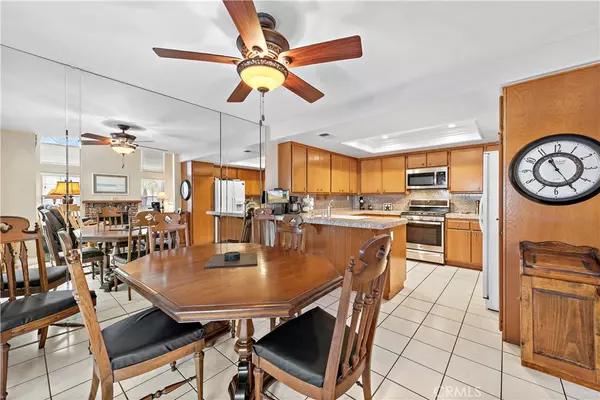 Rancho Santa Margarita, CA 92688,11 Daylily #86