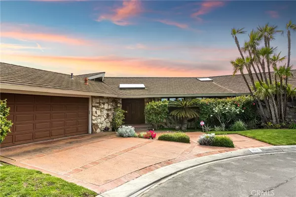 Corona Del Mar, CA 92625,432 Isabella TER