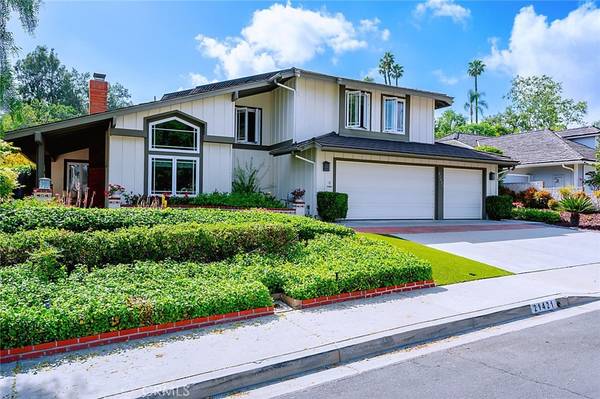 Lake Forest, CA 92630,21421 Aliso CT