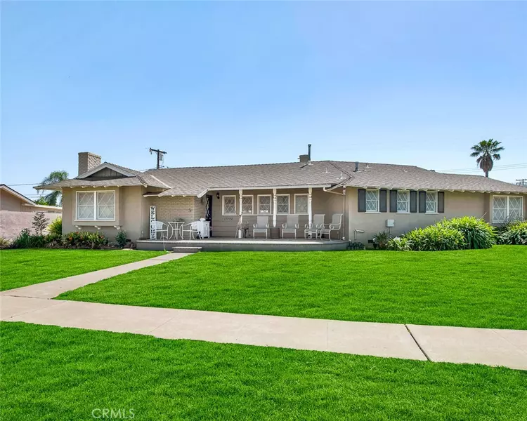 17792 Orange Tree LN, Tustin, CA 92780