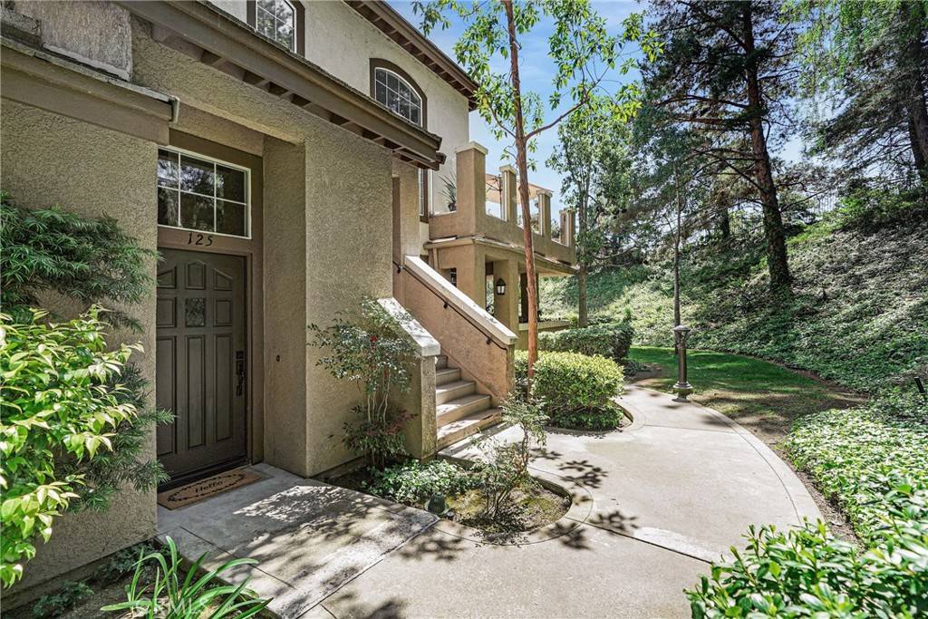 125 Montara DR, Aliso Viejo, CA 92656