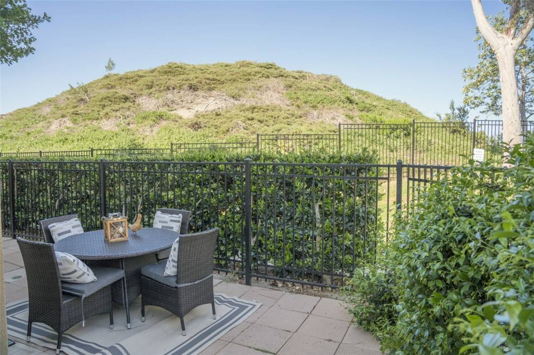Aliso Viejo, CA 92656,9 Lucente LN