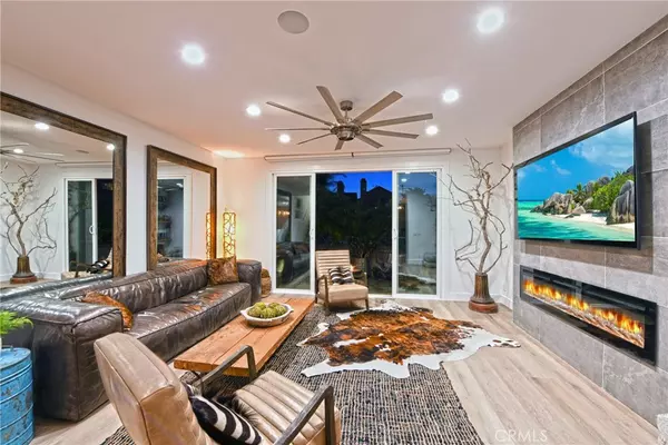 Huntington Beach, CA 92648,1120 Delaware ST